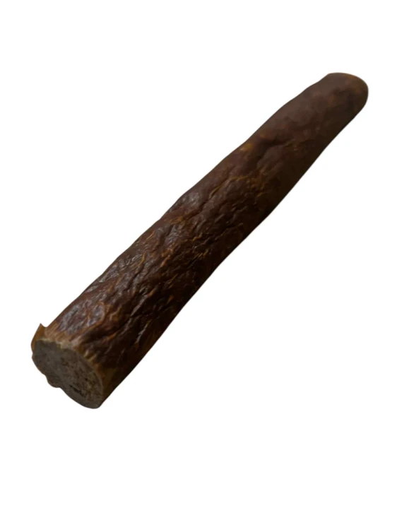 O'Canis cygaro z zająca 1 szt. – naturalny gryzak dla psa, 100% mięsa mięśniowego. Idealny dla alergików, psów wrażliwych. Bez cukru i sztucznych dodatków. Wspiera mięśnie, dodaje energii. Zdrowy, hipoalergiczny przysmak dla Twojego pupila.