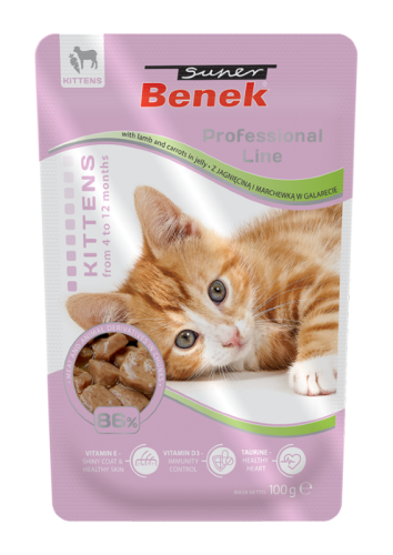 Opakowanie Super Benek Professional Line z jagnięciną i marchewką dla kociąt – widok przód