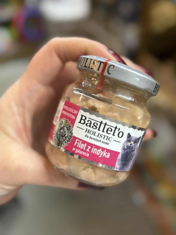 bastteto-holistic-filet-z-indyka-w-galarecie-dla-kotow-sloik-zblizenie