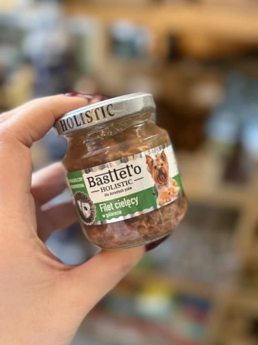 bastteto-holistic-filet-cielecy-w-galarecie-dla-psow-sloik-zblizenie