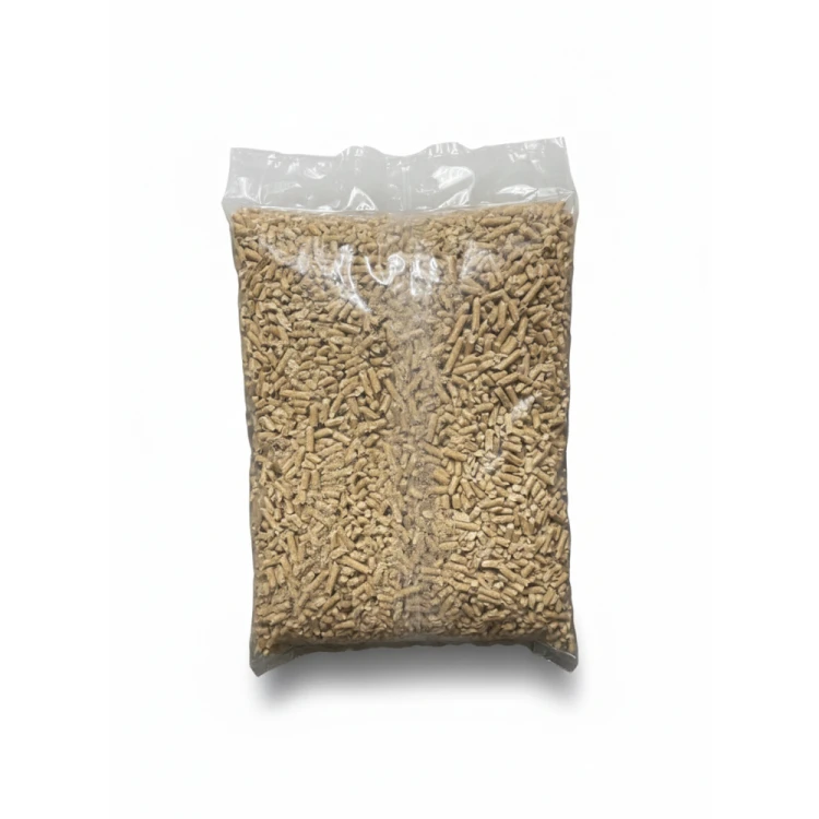 Norka Cat's Pellet – zbliżenie drewnianego pelletu w worku