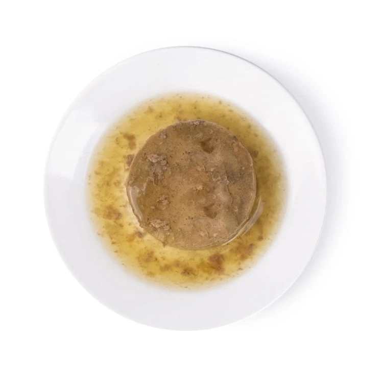 Comfy Appetit Premium Mousse Łosoś porcja karmy na białym talerzu