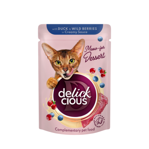 Delickcious karma uzupełniająca dla kota płatki z kaczką i leśnymi jagodami w sosie 80 g – opakowanie produktu