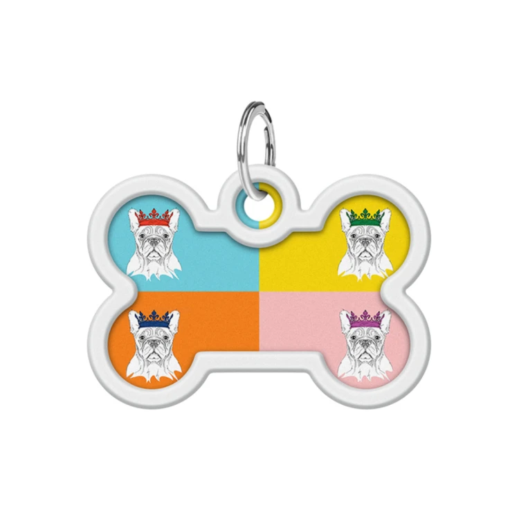 Adresówka WAUDOG Smart ID w kształcie kości z wzorem Buldog francuski, widok z przodu