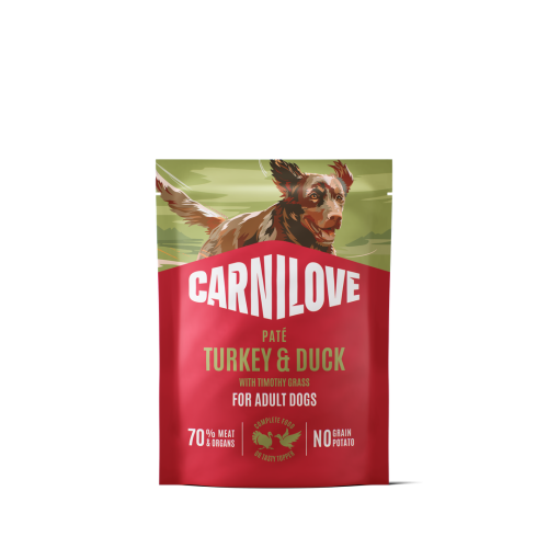 Carnilove Dog Pouch Paté z indykiem i kaczką 300 g – przód czerwonej saszetki z ilustracją psa